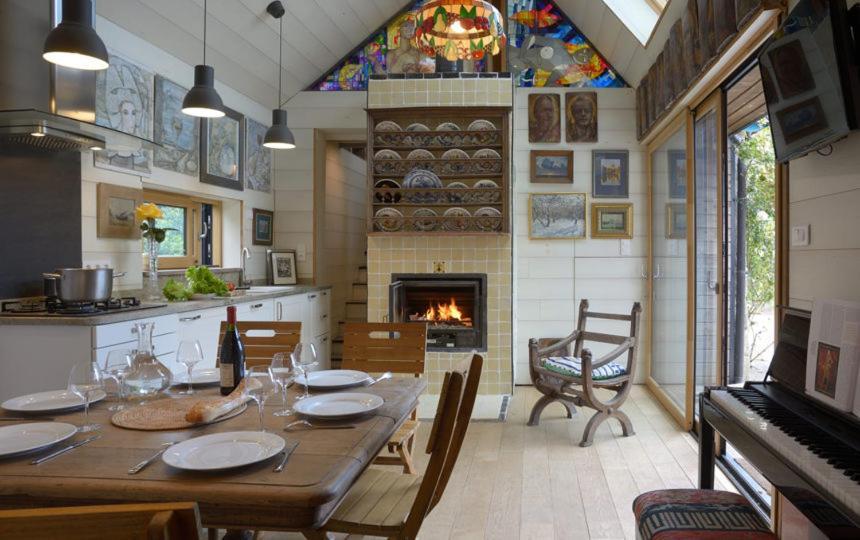 Mousterlin Cottage ฟุยส์นอง ภายนอก รูปภาพ